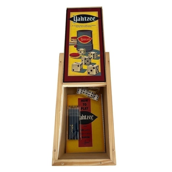 Classic Yahtzee Nostalgia Edition with Wooden Storage Box - Picture 2 of 5